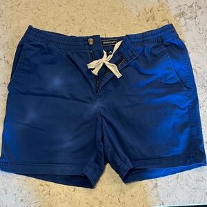 Men’s Crown & Ivy shorts - M